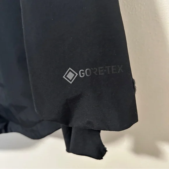 Burton Gore Tex Powline Snowboard Jacket Black size Large - Picture 10 of 16